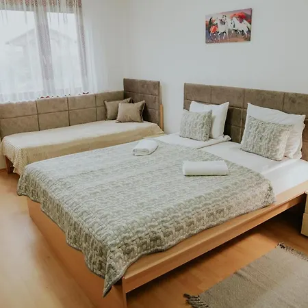 Hotel apartamentowy Dinka 4*