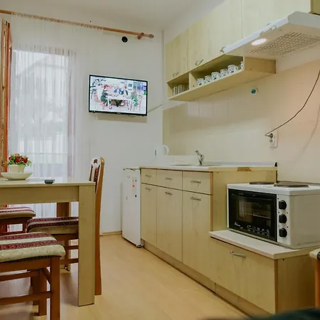 Hotel apartamentowy Dinka 4*